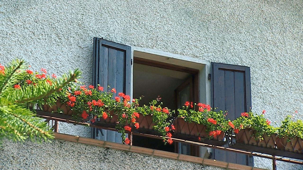 Hotel Rondanino Lanzo dʼIntelvi Exteriér fotografie